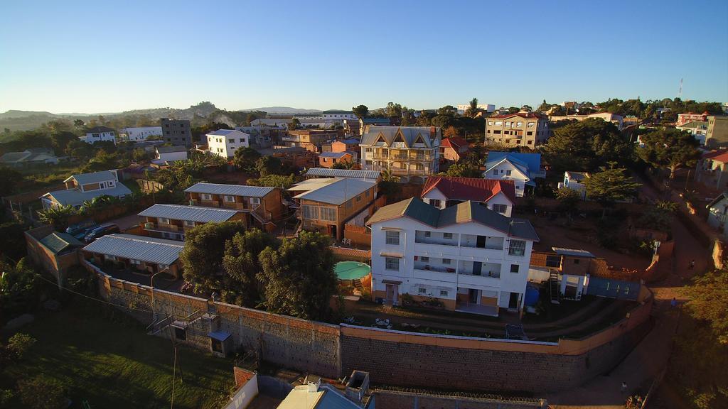 Hotel Chez Jeanne Antananarivo Exteriör bild