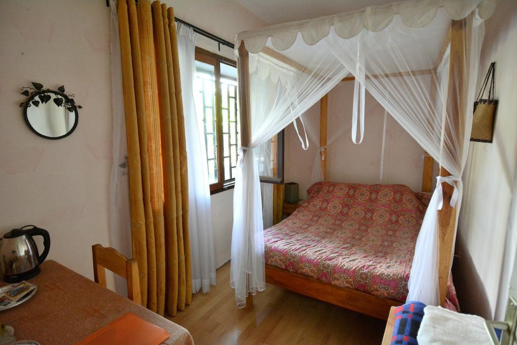 Hotel Chez Jeanne Antananarivo Exteriör bild